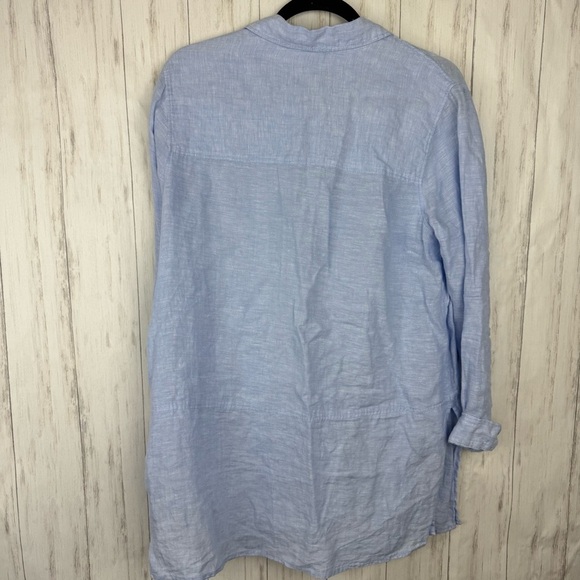 Tahari 100% linen Blue Button Down Shirt Medium - Picture 5 of 5